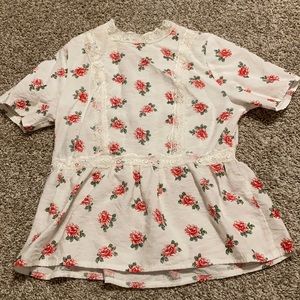 🌻floral lace top